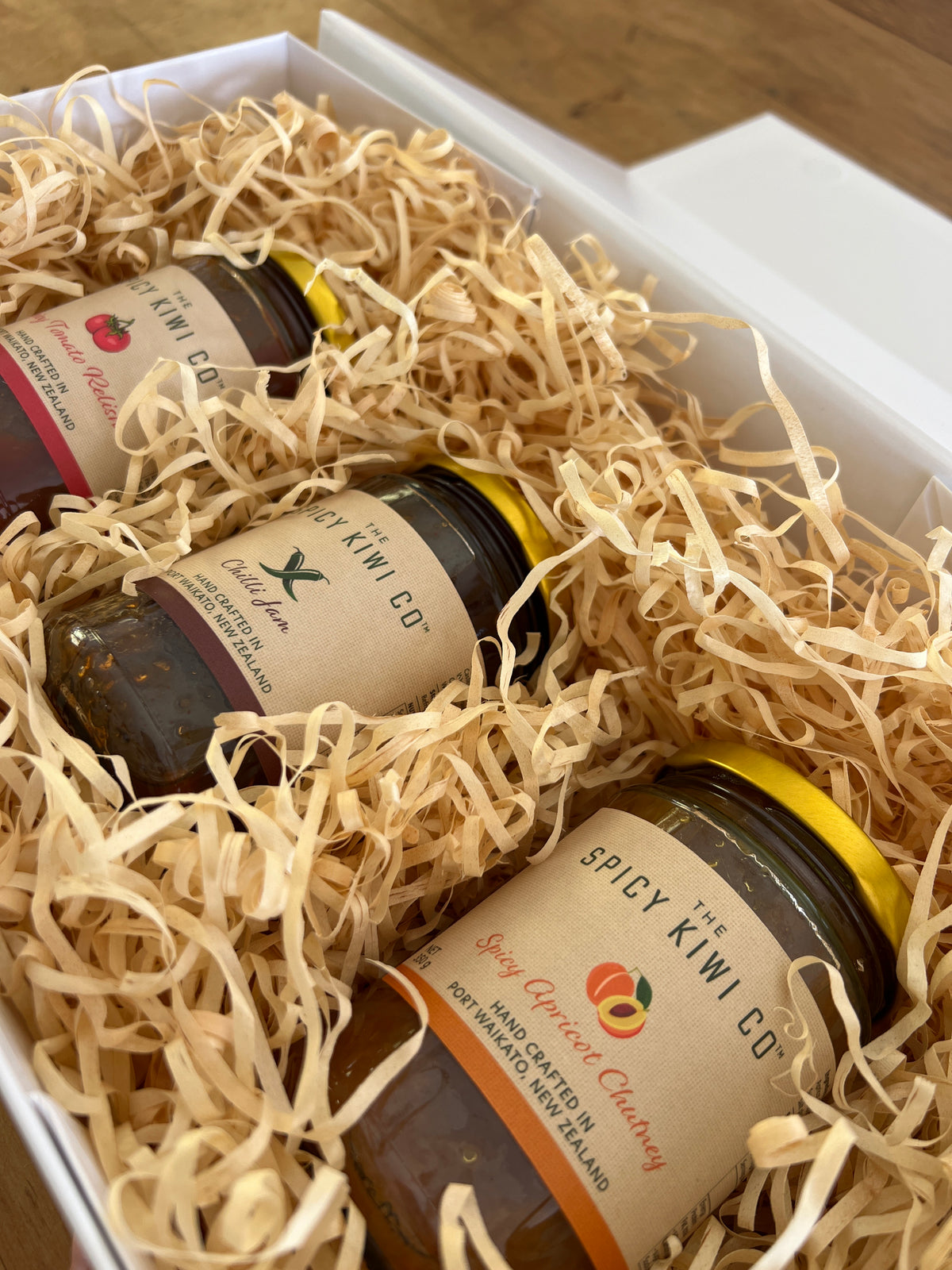 GIFT BOX