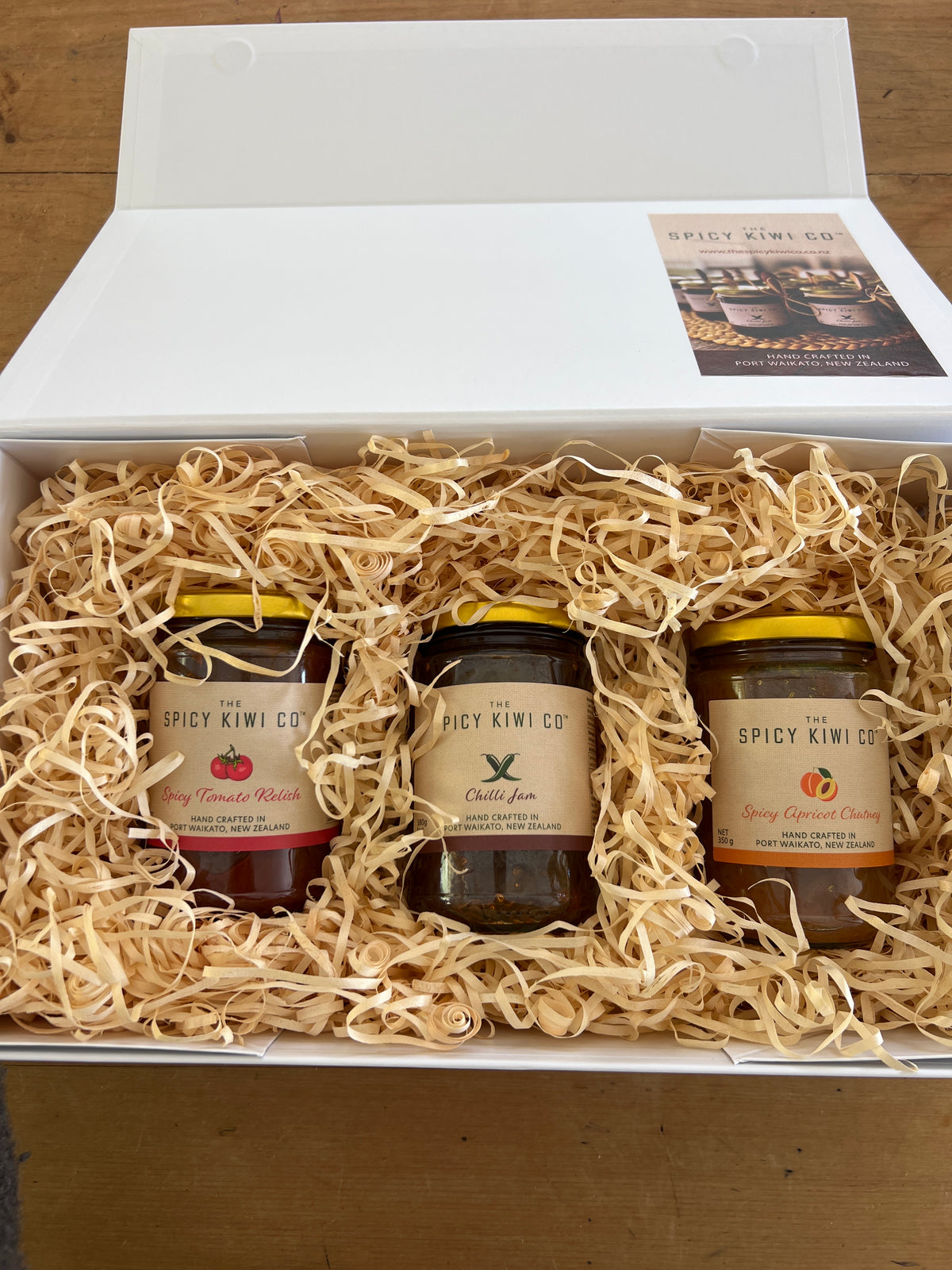 GIFT BOX